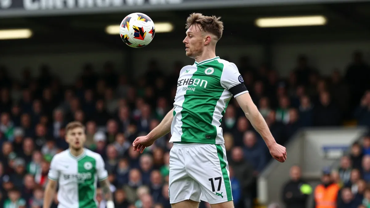 Yeovil Town maintained their unbeaten start to the National League season with a last-gasp win at Barrow and a 3-2...