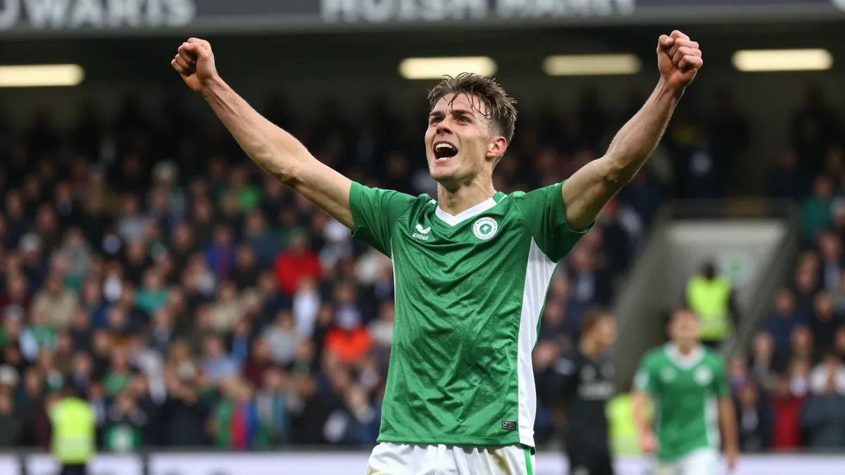 Yeovil Town beat Tamworth 3-2 in a chaotic National League encounter at Huish Park, with manager Billy Rowley making...